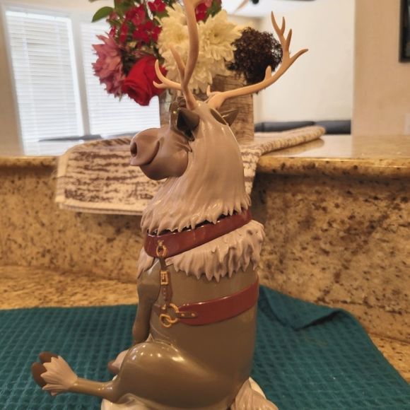 2019 DISNEYLAND-FROZEN Sven cup 🆕️ 33 - Picture 4 of 8